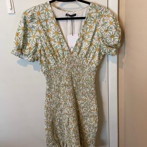 Zara daisy mini dress size medium